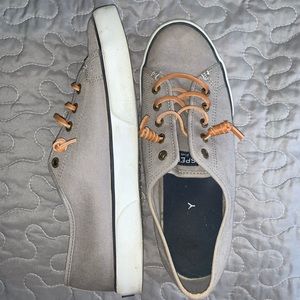 Sperry’s canvas boat shoes
